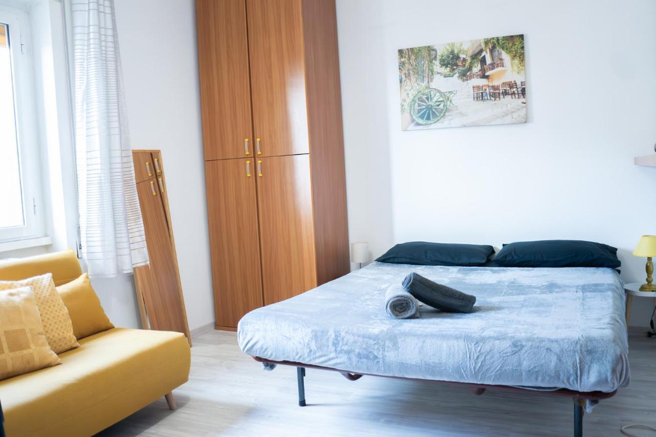 Nonna Pina Guest House Moderno Appartamento Vicino Metro AWifi,Netflix Rome Buitenkant foto