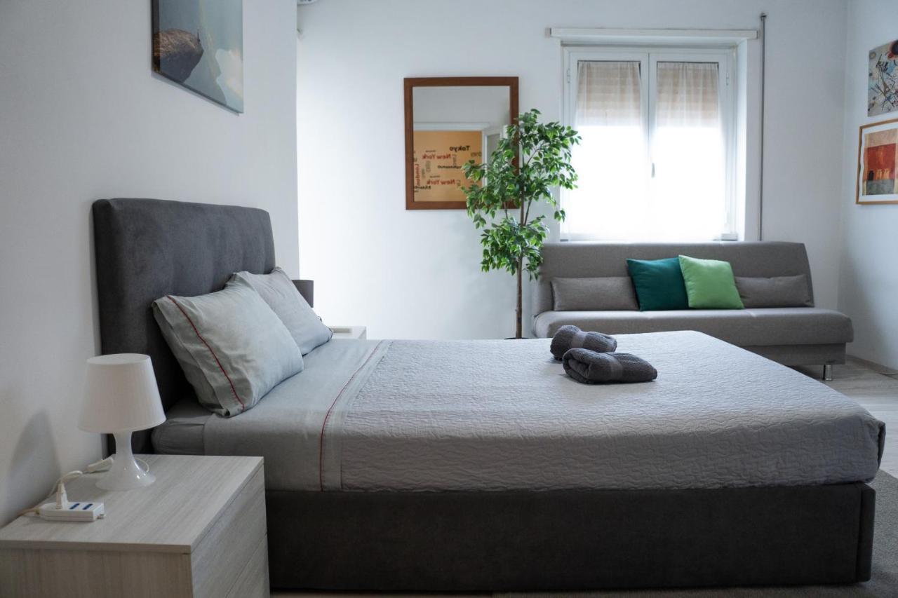 Nonna Pina Guest House Moderno Appartamento Vicino Metro AWifi,Netflix Rome Buitenkant foto